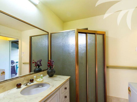 Fyshwicks Cottage - Tourism Gold Coast 2