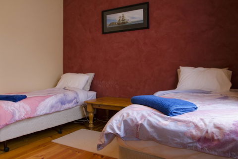 Gellibrand River Gallery Accommodation - Tourism Gold Coast 2