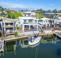 Gippsland Lakehouse - Tourism Gold Coast