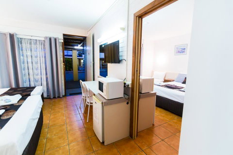 Gladstone Motel - Tourism Gold Coast 1