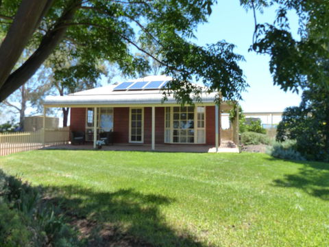 Glenbar Cottage Yelta - Tourism Gold Coast 3