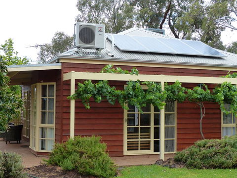 Glenbar Cottage Yelta - Tourism Gold Coast 0