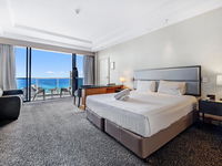 Gold Tower 20th Level Suite with Kitchenette
