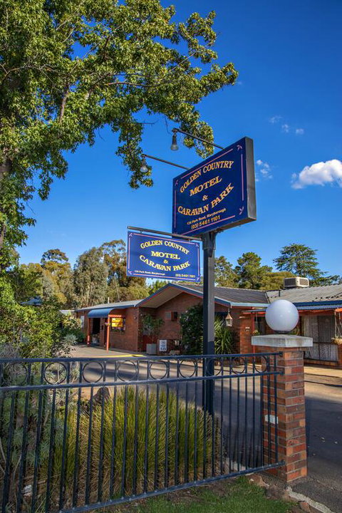 Golden Country Motel And Caravan Park - Tourism Gold Coast 3