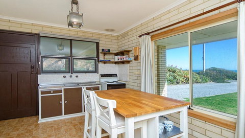 Golden Days - 30 Gold Coast Drive - Tourism Gold Coast 2