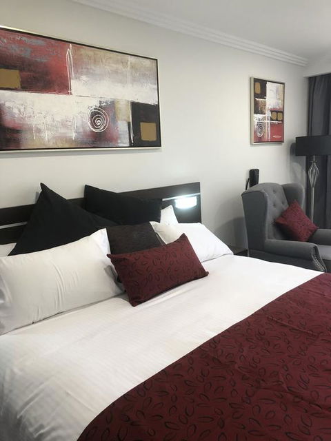 Golden West Motor Inn - Tourism Gold Coast 3