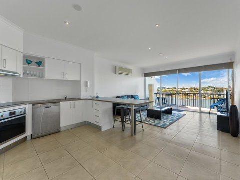 Goldsborough Place Apartments - Tourism Gold Coast 1