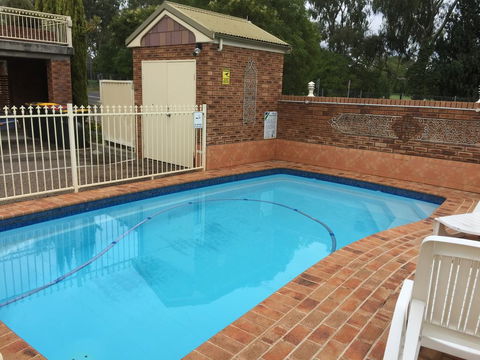 Golf Links Motel - Tourism Gold Coast 2