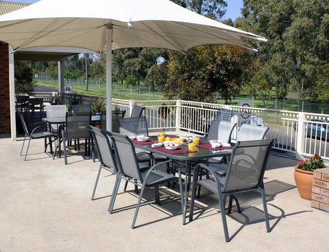 Golf Links Motel - Tourism Gold Coast 3