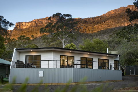 Golton In The Gap - Tourism Gold Coast 0