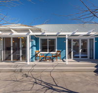 Gorgeous Alma St Villa - Tourism Gold Coast