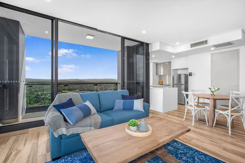 Grand Beach Views In 2-Bed Apartment With Balcony - Tourism Gold Coast 3