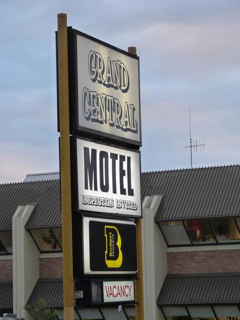 Grand Central Motel - Tourism Gold Coast 3