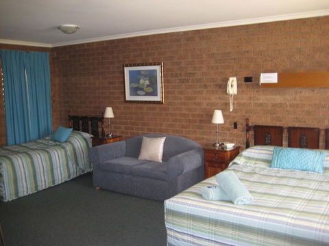 Greenacres Motel - Tourism Gold Coast 3