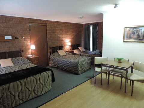 Greenacres Motel - Tourism Gold Coast 2