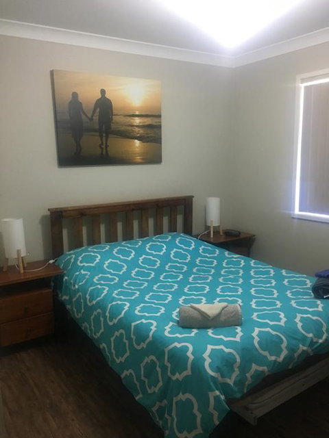 Grey Pebbles - Tourism Gold Coast 2