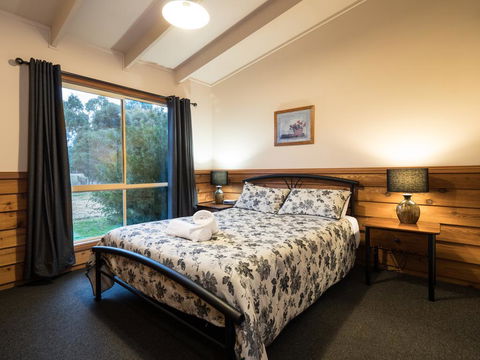 Halls Haven Resort - Tourism Gold Coast 3