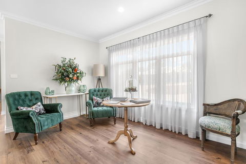 Hamptons On Figtree - Tourism Gold Coast 1