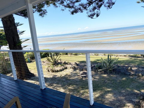 Happy Tides - Tourism Gold Coast 0