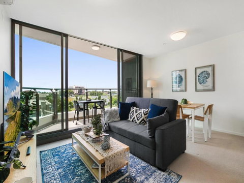 HARBOURSIDE- Hosted By: L'Abode Accommodation - Tourism Gold Coast 0