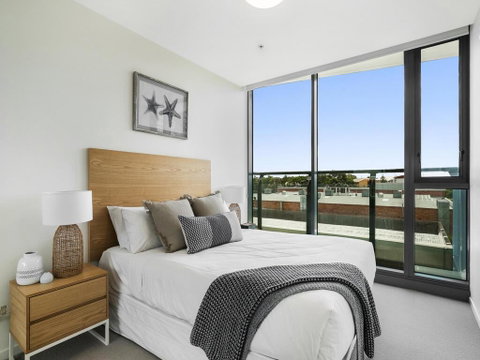 HARBOURSIDE- Hosted By: L'Abode Accommodation - Tourism Gold Coast 2