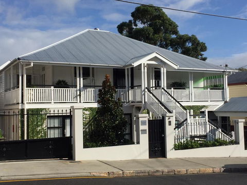 Heal House - Tourism Gold Coast 0