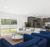 Heartland and Burrows - 450m to beach - Tourism Gold Coast