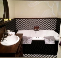 Henrietta's Country House - Gold Coast