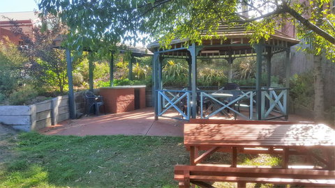 Hepburn Springs Motor Inn - Gold Coast 2