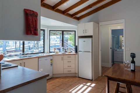 Hermitage Hideaway - Tourism Gold Coast 2