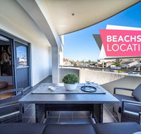 Higher Ground on Seaview-Superb Beach Lifestyle - Wifi - Metres from the beach - Gold Coast