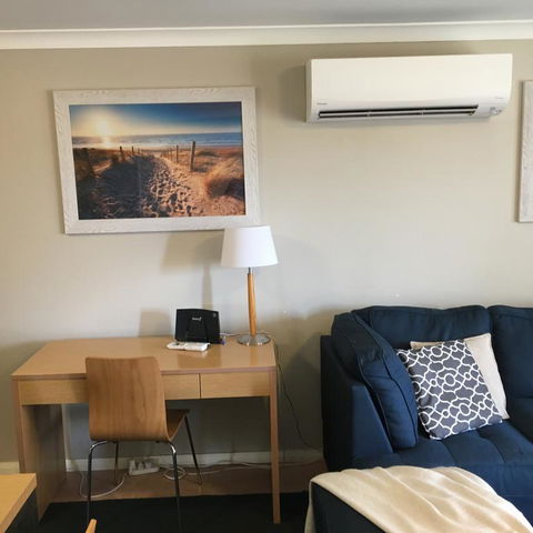 Hillarys Executive Apartment - Tourism Gold Coast 3