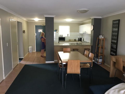 Hillarys Executive Apartment - Tourism Gold Coast 2
