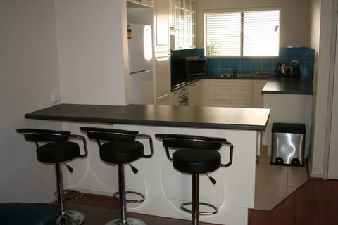 Hillarys Holiday Home - Tourism Gold Coast 3