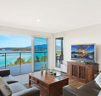Hillcrest Views of Wagonga - Tourism Gold Coast