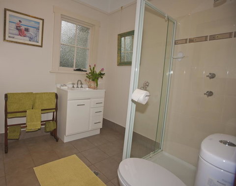 Hillside Cottage - Gold Coast 2