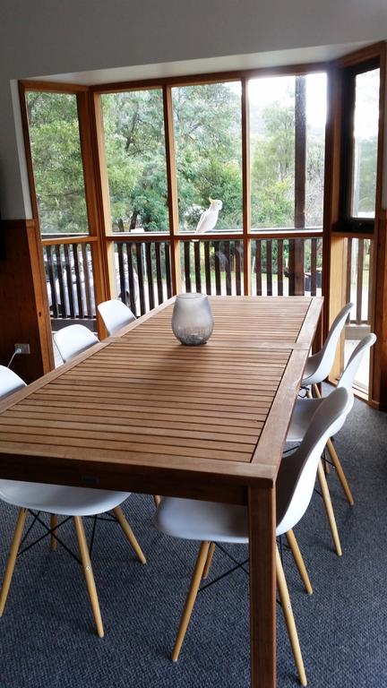 Hiview Holiday Home - Tourism Gold Coast 3