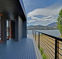 Hobart Waterfront Luxury Retreat - Tourism Gold Coast