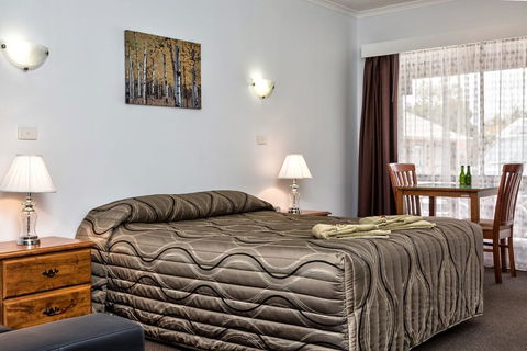 Holbrook Town Centre Motor Inn - Tourism Gold Coast 2
