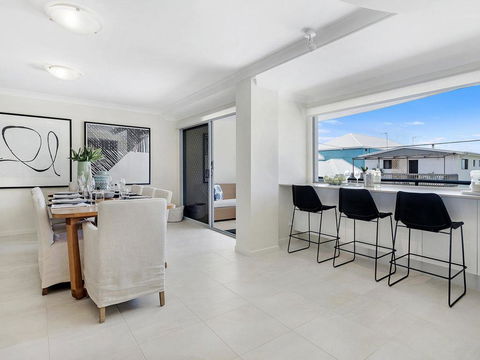 Home By The Sea - Tourism Gold Coast 2