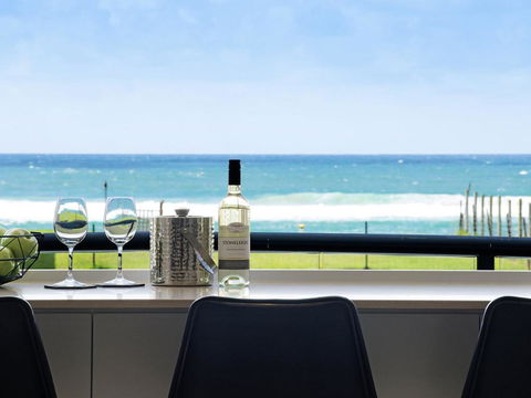 Home By The Sea - Tourism Gold Coast 0