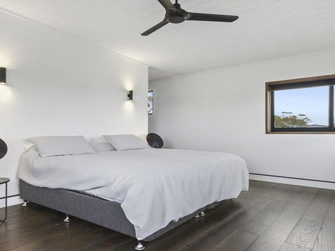 Horizons At Currarong - Architecturally Designed Beach House - Tourism Gold Coast 1