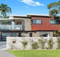 Horizons at Currarong - architecturally designed beach house - Tourism Gold Coast