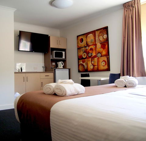 Hotel Gracelands - Tourism Gold Coast 3