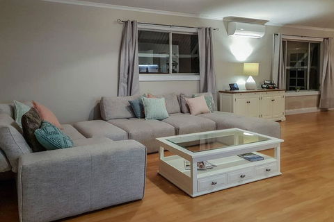 Jasmine Cottage - Tourism Gold Coast 2