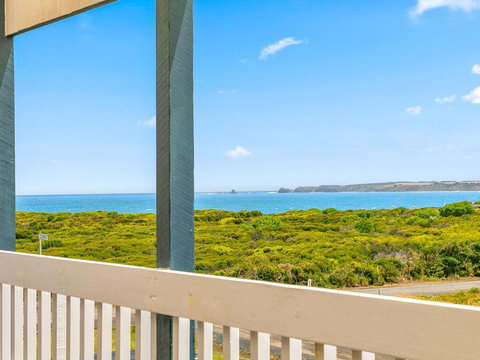 Kahakai - Tourism Gold Coast 0