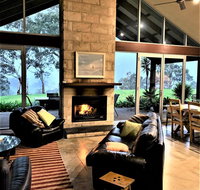 Kenwood Bank Vineyard Retreat - Gold Coast