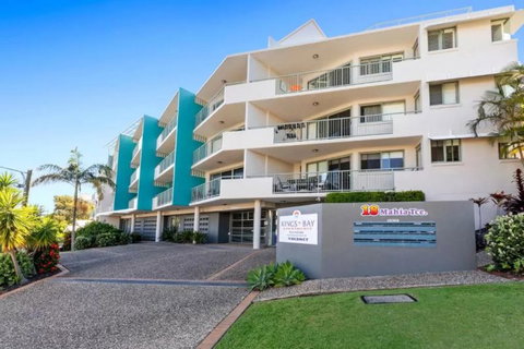 Kings Bay Apartments - Tourism Gold Coast 3