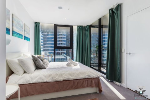 KOZYGURU FORTITUDE VALLEY HOLIDAY STYLE 2 BED APT FREE PARKING QFV211-1601 - Tourism Gold Coast 1