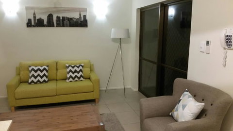 L'Amor Holiday Apartments - Tourism Gold Coast 3
